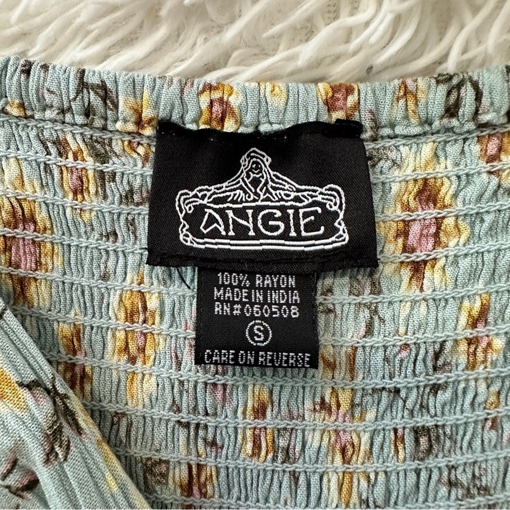 Angie Floral Sage Green Babydoll Long Sleeve Boho Smocked Peplum Top Size Small - Picture 11 of 16